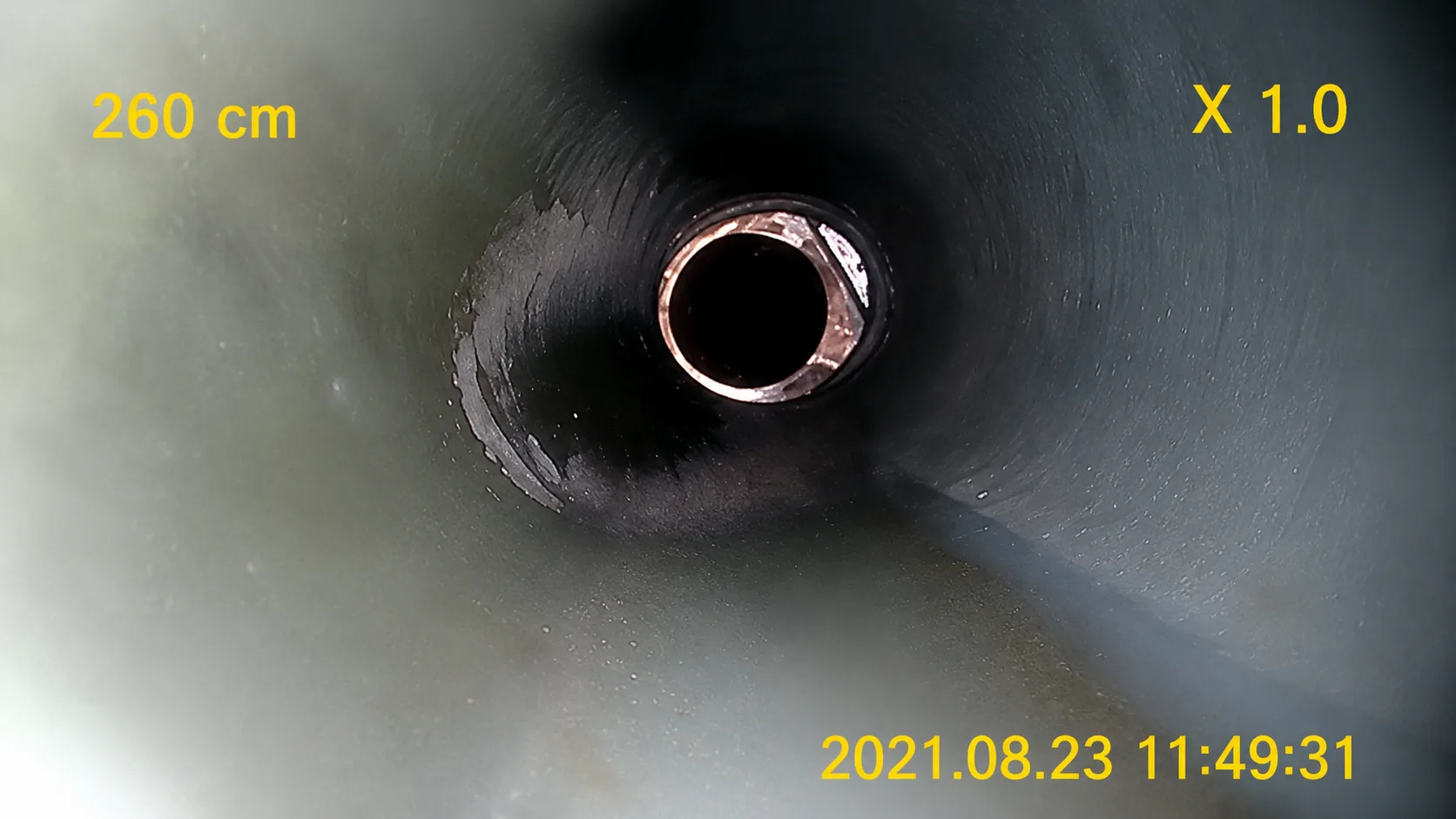 配管内視鏡カメラによる継続観察の様子(2021.08.23 260cm地点)